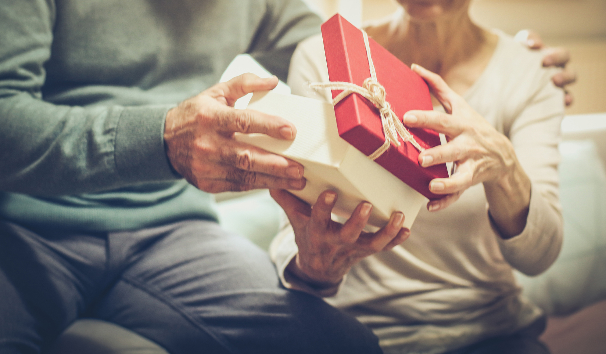 21 best gifts for elderly people 2023: What to buy old men & women