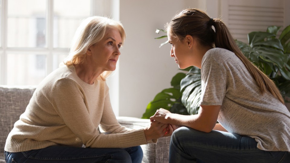 woman talking to someone with aphasia